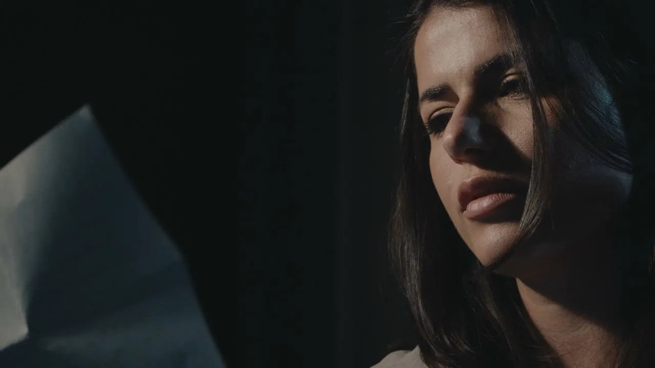 Fotogramma dal video Spot Olio Favola